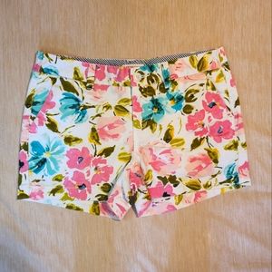 Merona Flattering Low Rise  3" Floral Shorts w/ Pockets Size 2